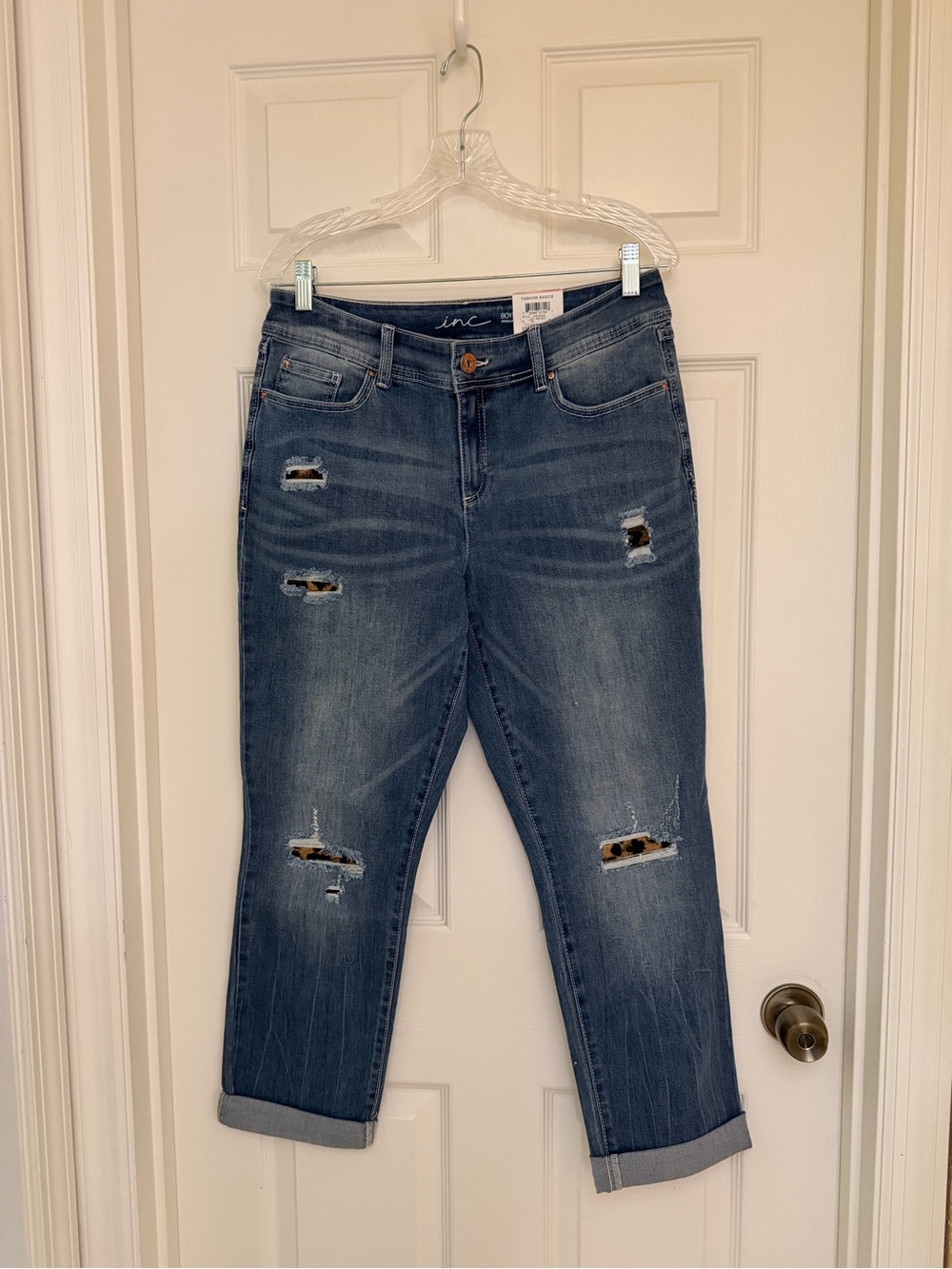 INC International Concepts Women’s Blue Distressed Leopard Crop Jeans